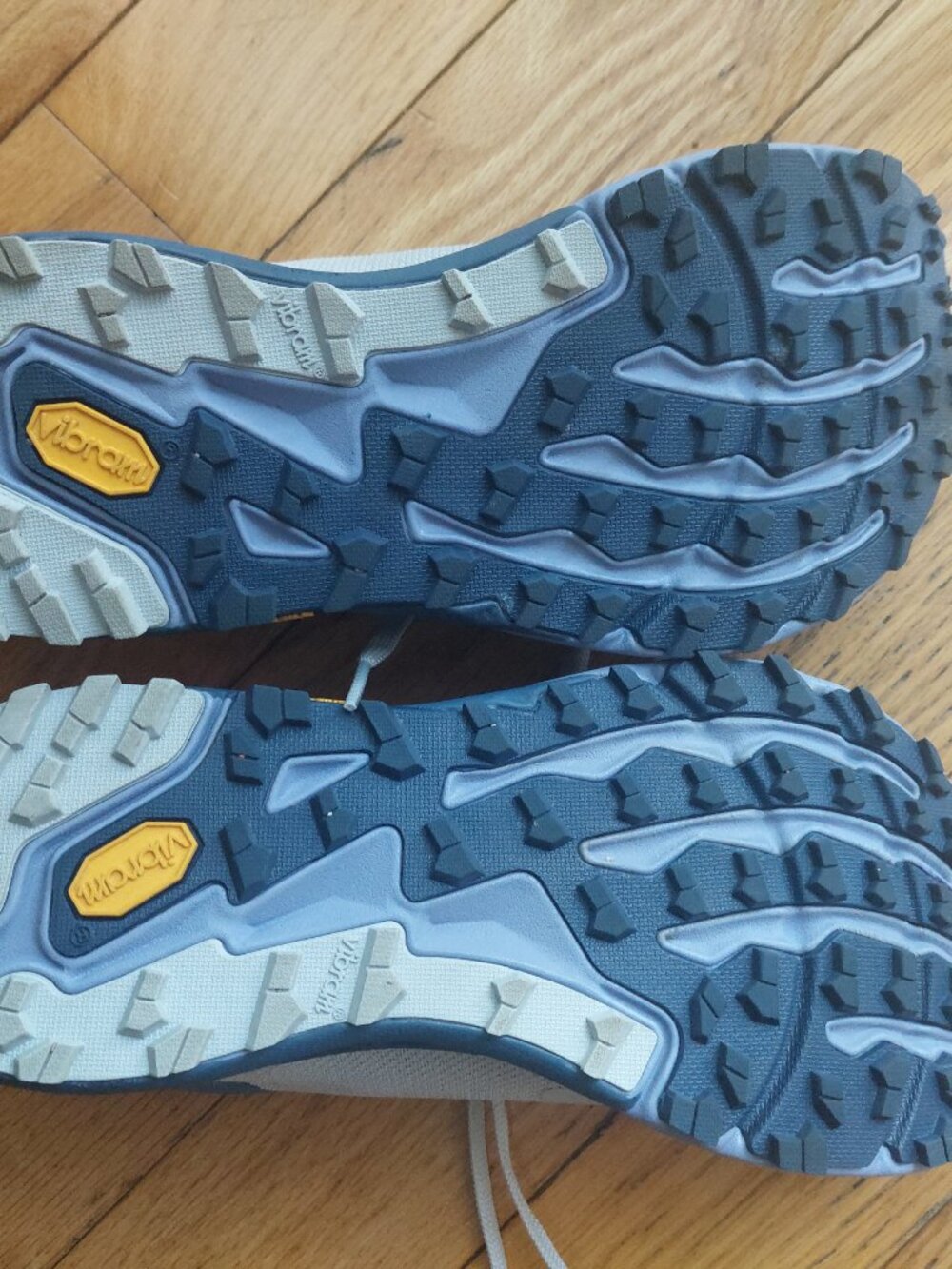 Altra Timp 5 Women Size 7 - Picture 3 of 11